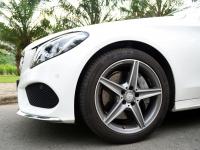 AMG a29 e595 Đánh giá chi tiết xe Mercedes Benz C250 AMG: Lựa chọn của các doanh nhân trẻ thành đạt